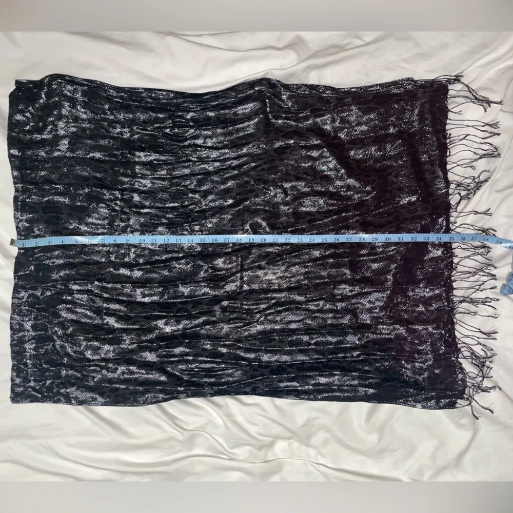 Black Silver Shimmer Leopard‎ Scarf
